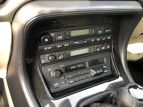 1995 Jaguar XJR Manual (X300) Te koop (foto 30 van 103)