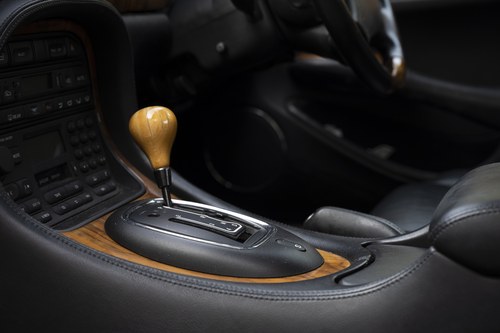 1998 Jaguar XJR For Sale (picture 63 of 172)