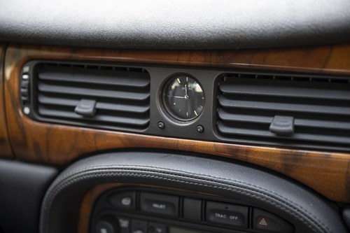 1998 Jaguar XJR For Sale (picture 27 of 172)