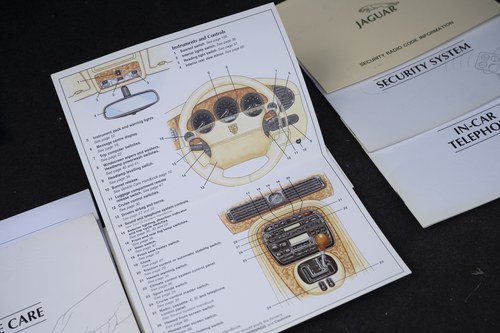 1998 Jaguar XJR For Sale (picture 162 of 172)