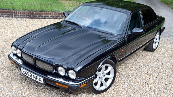 NO RESERVE - 1998 Jaguar XJR Supercharged For Sale (picture :index of 5)