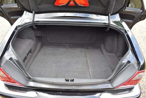 NO RESERVE - 1998 Jaguar XJR Supercharged In vendita (immagine 63 di 145)