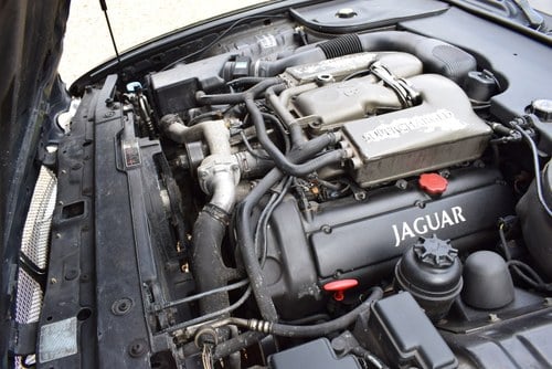 NO RESERVE - 1998 Jaguar XJR Supercharged In vendita (immagine 107 di 145)