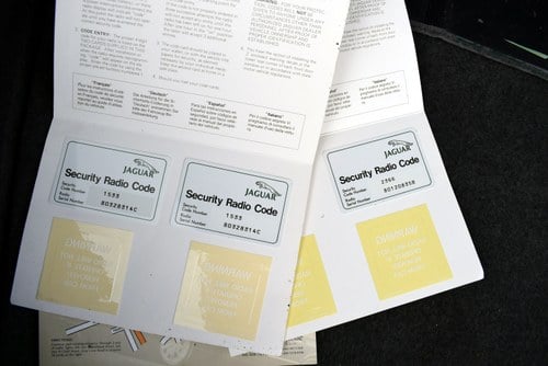 NO RESERVE - 1998 Jaguar XJR Supercharged In vendita (immagine 139 di 145)