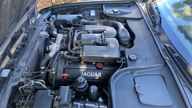 1999 Jaguar XJR 4.0 For Sale (picture :index of 142)