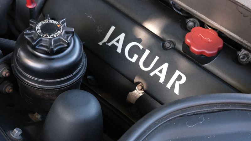 1999 Jaguar XJR 4.0 For Sale (picture :index of 141)