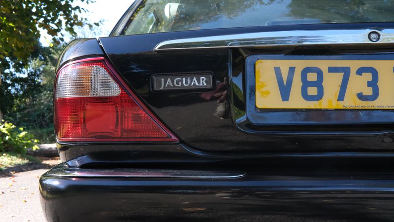 1999 Jaguar XJR 4.0 For Sale (picture :index of 133)