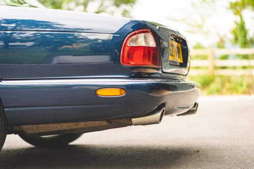 1998 Jaguar XJR Supercharged (X308) For Sale (picture 61 of 85)