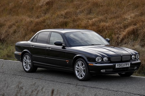 2003 Jaguar XJR (350) For Sale (picture 1 of 36)