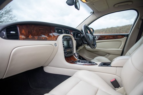 2003 Jaguar XJR-8 In vendita (immagine 59 di 160)