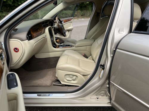 2005 Jaguar XJR For Sale (picture 64 of 140)