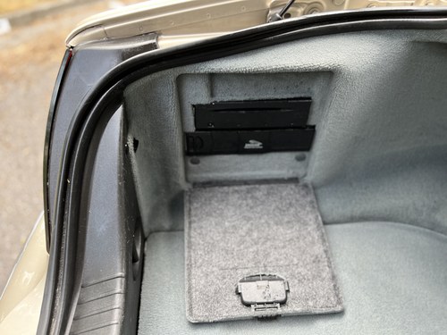 2005 Jaguar XJR For Sale (picture 82 of 140)
