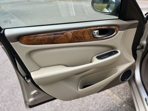 2005 Jaguar XJR For Sale (picture 69 of 140)