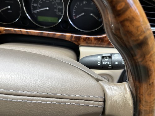 2005 Jaguar XJR For Sale (picture 48 of 140)