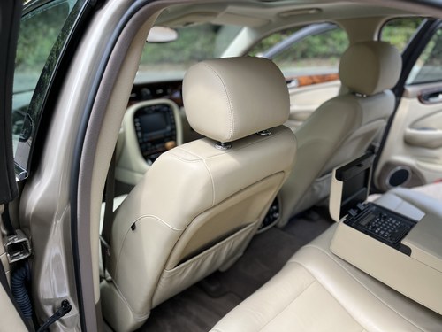 2005 Jaguar XJR For Sale (picture 65 of 140)