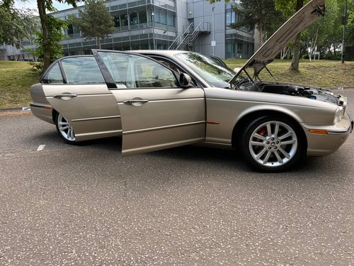 2005 Jaguar XJR For Sale (picture 22 of 140)