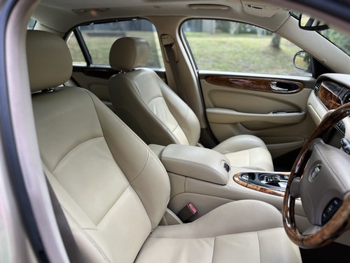 2005 Jaguar XJR For Sale (picture 31 of 140)