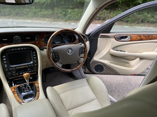 2005 Jaguar XJR For Sale (picture 57 of 140)