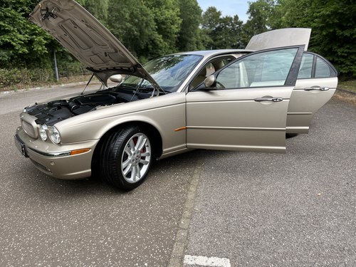 2005 Jaguar XJR For Sale (picture 23 of 140)