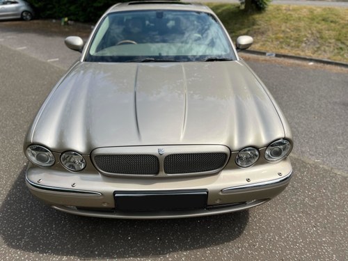 2005 Jaguar XJR For Sale (picture 10 of 140)