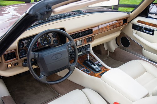 1995 Jaguar XJS convertible LHD In vendita (immagine 39 di 185)