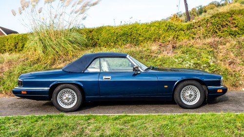 1995 Jaguar XJS 4.0 Celebration Convertible In vendita (immagine 5 di 197)
