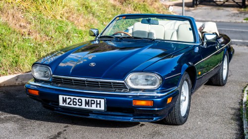 1995 Jaguar XJS 4.0 Celebration Convertible In vendita (immagine 1 di 197)