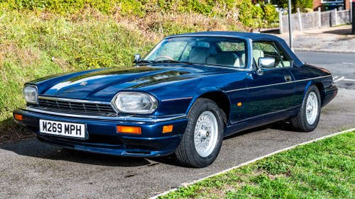 1995 Jaguar XJS 4.0 Celebration Convertible In vendita (immagine 9 di 197)