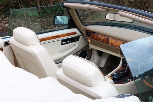 1995 Jaguar XJS 4.0 Celebration Convertible à vendre (picture 34 of 123)