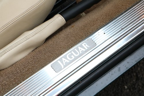 1995 Jaguar XJS 4.0 Celebration Convertible à vendre (picture 51 of 123)