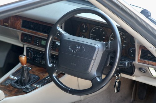 1995 Jaguar XJS Manual till salu (bild 31 av 126)
