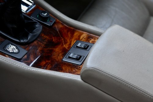 1995 Jaguar XJS Manual till salu (bild 42 av 126)