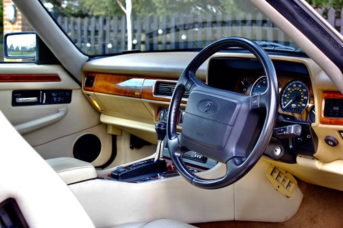 1996 Jaguar XJS 6.0 V12 zum Verkauf (Bild 40 von 109)
