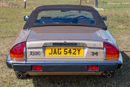 1984 Jaguar XJ-SC 3.6 ‘Burberry’ Special Edition Te koop (foto 34 van 274)