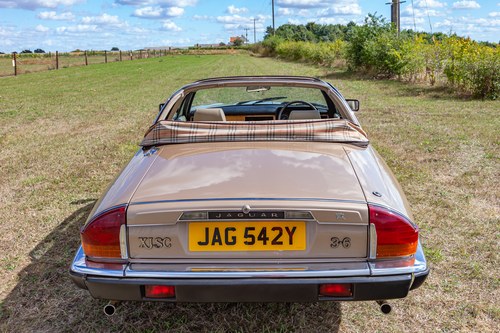 1984 Jaguar XJ-SC 3.6 ‘Burberry’ Special Edition Te koop (foto 26 van 274)