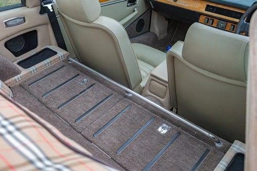 1984 Jaguar XJ-SC 3.6 ‘Burberry’ Special Edition Te koop (foto 40 van 274)