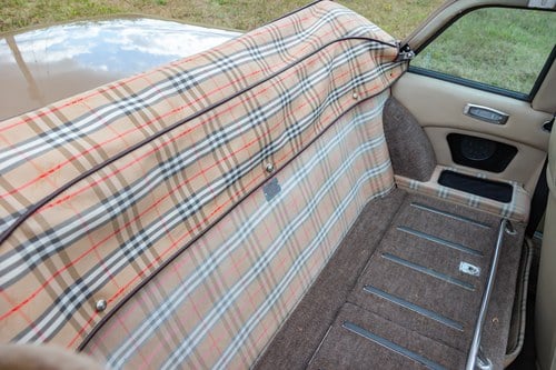 1984 Jaguar XJ-SC 3.6 ‘Burberry’ Special Edition Te koop (foto 41 van 274)