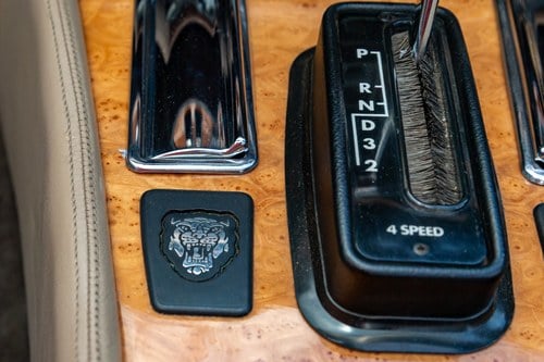 1984 Jaguar XJ-SC 3.6 ‘Burberry’ Special Edition Te koop (foto 80 van 274)