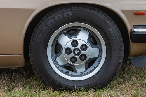 1984 Jaguar XJ-SC 3.6 ‘Burberry’ Special Edition Te koop (foto 38 van 274)