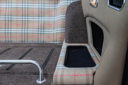 1984 Jaguar XJ-SC 3.6 ‘Burberry’ Special Edition Te koop (foto 52 van 274)