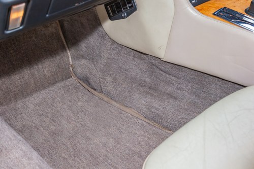 1984 Jaguar XJ-SC 3.6 ‘Burberry’ Special Edition Te koop (foto 61 van 274)