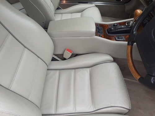 1996 Jaguar XJS Celebration 4.0 Coupe auto For Sale (picture 49 of 113)