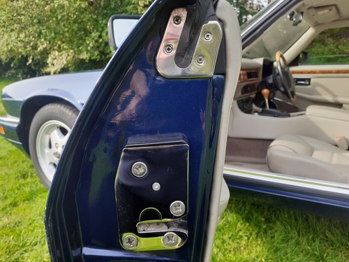 1996 Jaguar XJS Celebration 4.0 Coupe auto For Sale (picture 17 of 113)