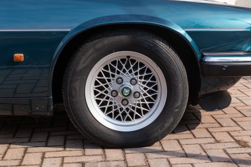 1993 Jaguar XJS Convertible For Sale (picture 36 of 162)