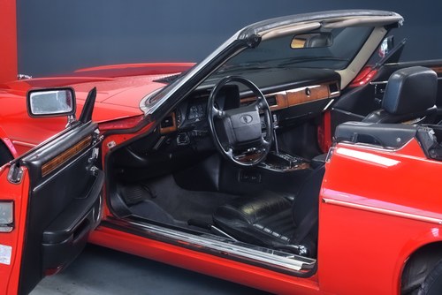 NO RESERVE - 1990 Jaguar XJS Convertible 5.3L V12 - LHD In vendita (immagine 38 di 89)