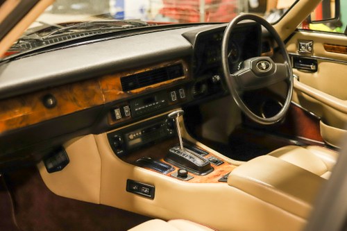 1990 Jaguar XJS V12 In vendita (immagine 18 di 164)