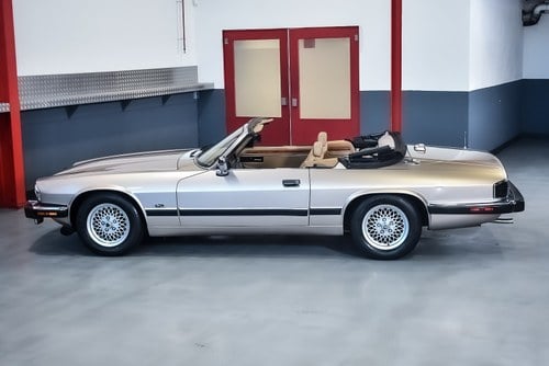 NO RESERVE - 1992 Jaguar XJ-S HE V12 Convertible zum Verkauf (Bild 26 von 86)
