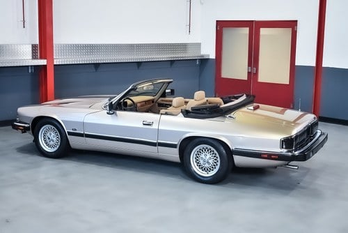 NO RESERVE - 1992 Jaguar XJ-S HE V12 Convertible zum Verkauf (Bild 23 von 86)