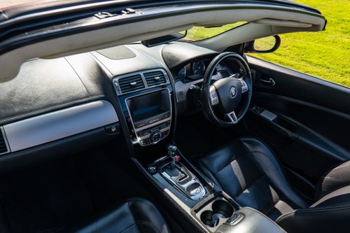 2005 Jaguar XK Convertible 4.2 For Sale (picture 106 of 216)