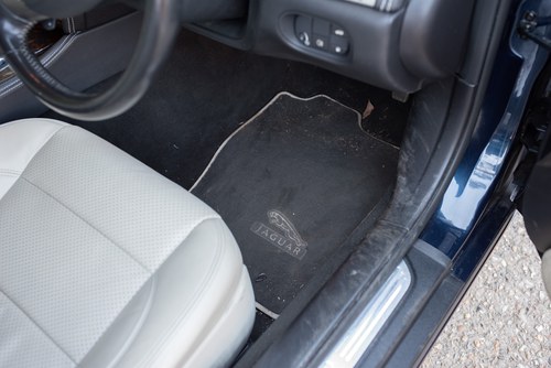 2010 Jaguar XKR 5.0 Supercharged In vendita (immagine 66 di 167)